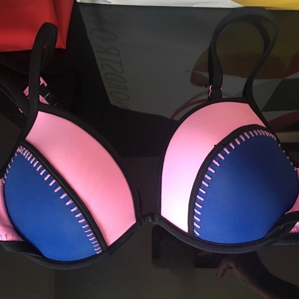 Victoria Secret Bathing-suit top